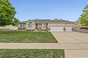3674 W Elk Valley Ln, South Jordan, UT 84009 - Photo 1