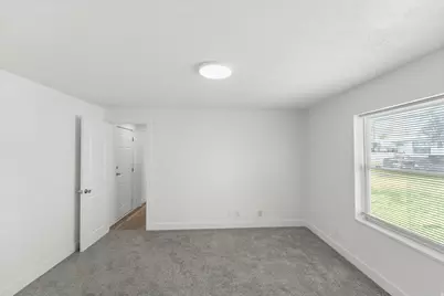 2600 N Hill Field Rd #103A, Layton, UT 84041 - Photo 14