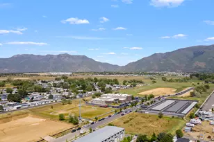 2600 N Hill Field Rd, Layton, UT 84041 - Photo 32