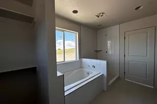 513 E Upper Cyn Rd, Smithfield, UT 84335 - Photo 6