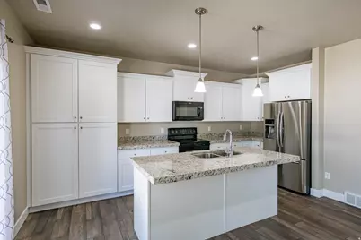 1739 E Holladay Hill Ln N, Holladay, UT 84124 - Photo 8