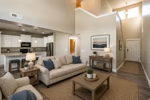 1739 E Holladay Hill Ln S, Holladay, UT 84124 - Photo 4
