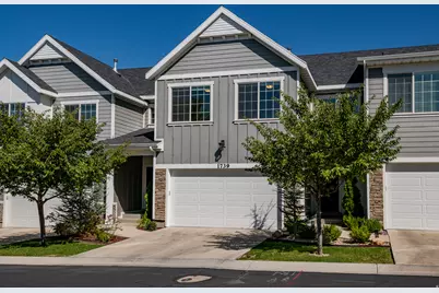 1739 E Holladay Hill Ln N, Holladay, UT 84124 - Photo 2