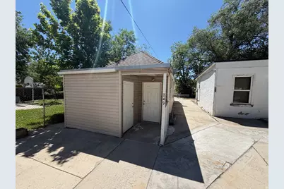 849 W 300 N, Salt Lake City, UT 84116 - Photo 10