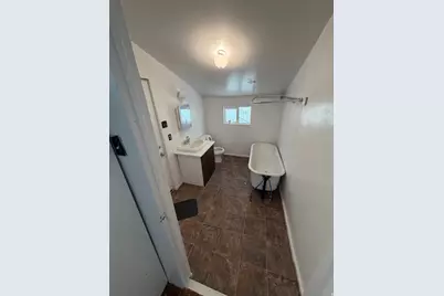 849 W 300 N, Salt Lake City, UT 84116 - Photo 6