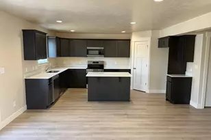 443 N 500 E, Salem, UT 84653 - Photo 4