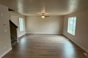 397 E 500 N, Salem, UT 84653 - Photo 4