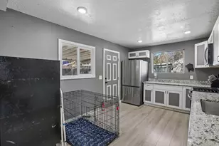 4305 W 5570 S, Salt Lake City, UT 84118 - Photo 18