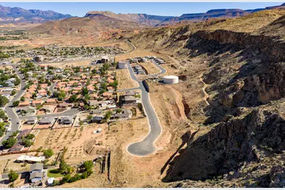 352 N 250 E #17, La Verkin, UT 84745 - Photo 8