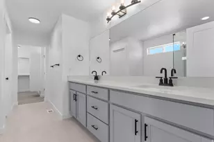 1264 W 2375 S, Syracuse, UT 84075 - Photo 18