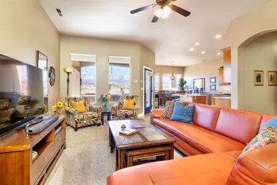687 N 380 W, La Verkin, UT 84745 - Photo 4