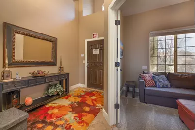 687 N 380 W, La Verkin, UT 84745 - Photo 2