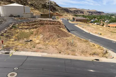 238 N 250 E #20, La Verkin, UT 84745 - Photo 4