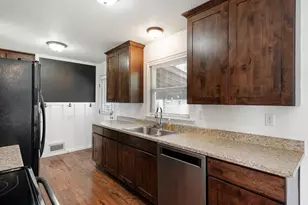 696 N Center St, Lehi, UT 84043 - Photo 14