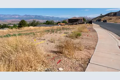 235 N 200 E #55, La Verkin, UT 84745 - Photo 6