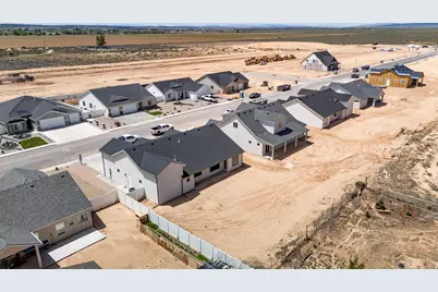 5107 N 75 E #208, Enoch, UT 84721 - Photo 8