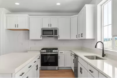 8944 S Smoky Hollow Rd, West Jordan, UT 84081 - Photo 10