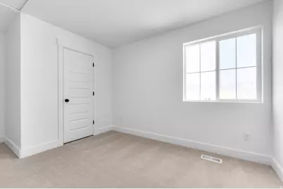 8944 S Smoky Hollow Rd, West Jordan, UT 84081 - Photo 18