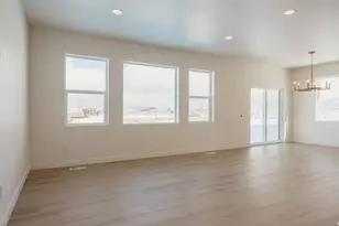 1159 E Blackfeet Dr, Eagle Mountain, UT 84005 - Photo 4
