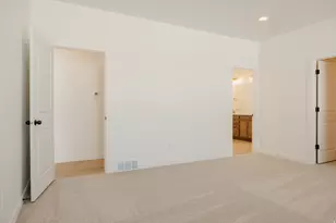 1159 E Blackfeet Dr, Eagle Mountain, UT 84005 - Photo 6