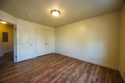 1238 N Baycrest Dr E, Saratoga Springs, UT 84045 - Photo 18