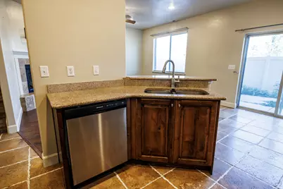 1238 N Baycrest Dr E, Saratoga Springs, UT 84045 - Photo 10