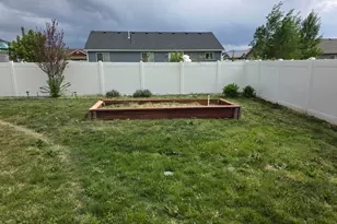 1484 E 480 S, Hyrum, UT 84319 - Photo 14