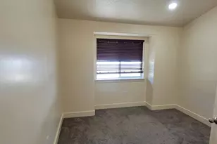 3827 N Adams St E, Eagle Mountain, UT 84013 - Photo 10