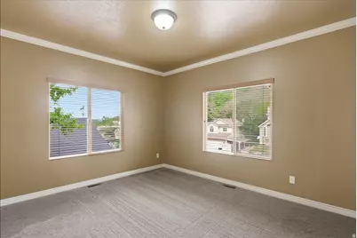 2452 Oak Ln, Layton, UT 84040 - Photo 30