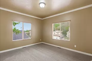 2452 Oak Ln, Layton, UT 84040 - Photo 30