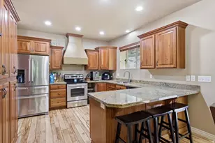 2452 Oak Ln, Layton, UT 84040 - Photo 12