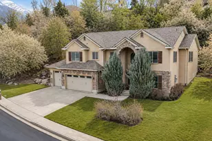 2452 Oak Ln, Layton, UT 84040 - Photo 1