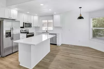 2104 W 2200 S, Syracuse, UT 84075 - Photo 12