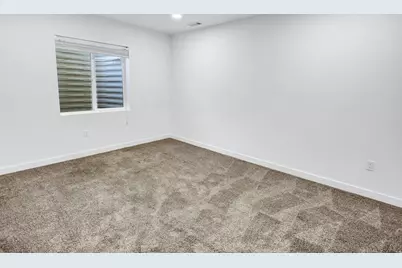 2104 W 2200 S, Syracuse, UT 84075 - Photo 30