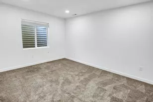 2104 W 2200 S, Syracuse, UT 84075 - Photo 30