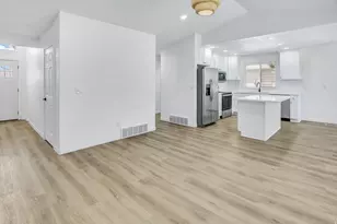 2104 W 2200 S, Syracuse, UT 84075 - Photo 8