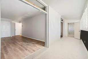 87 W 300 N, Salt Lake City, UT 84103 - Photo 14