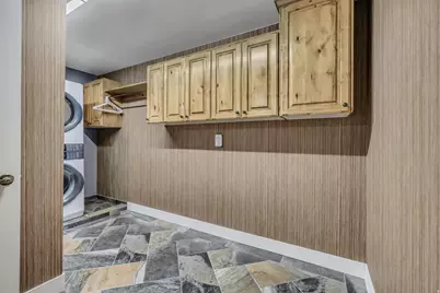 5554 S Marshwood Ln E #4 A, Murray, UT 84107 - Photo 16