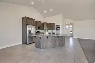 409 N Sage Grouse Dr, Washington, UT 84780 - Photo 14