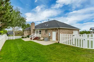 298 E North Canyon Rd, Bountiful, UT 84010 - Photo 52