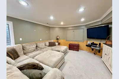2205 E Sunset Dr, Layton, UT 84040 - Photo 34