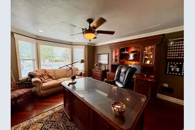 2205 E Sunset Dr, Layton, UT 84040 - Photo 24