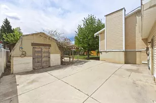 5571 W 4260 S, West Valley, UT 84120 - Photo 26