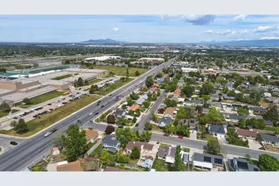 5571 W 4260 S, West Valley, UT 84120 - Photo 28