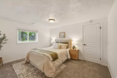 5571 W 4260 S, West Valley, UT 84120 - Photo 14