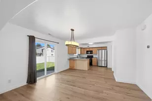 1676 S Spring Creek Ranch Rd, Lehi, UT 84043 - Photo 4