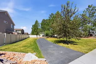 1676 S Spring Creek Ranch Rd, Lehi, UT 84043 - Photo 34