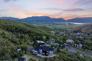 832 N Kelly Dr E, Huntsville, UT 84317 - Photo 6