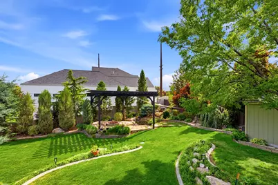1247 W Alta Creek Cir S, South Jordan, UT 84095 - Photo 68