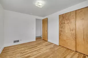 8327 S Romaine Dr, Sandy, UT 84070 - Photo 12